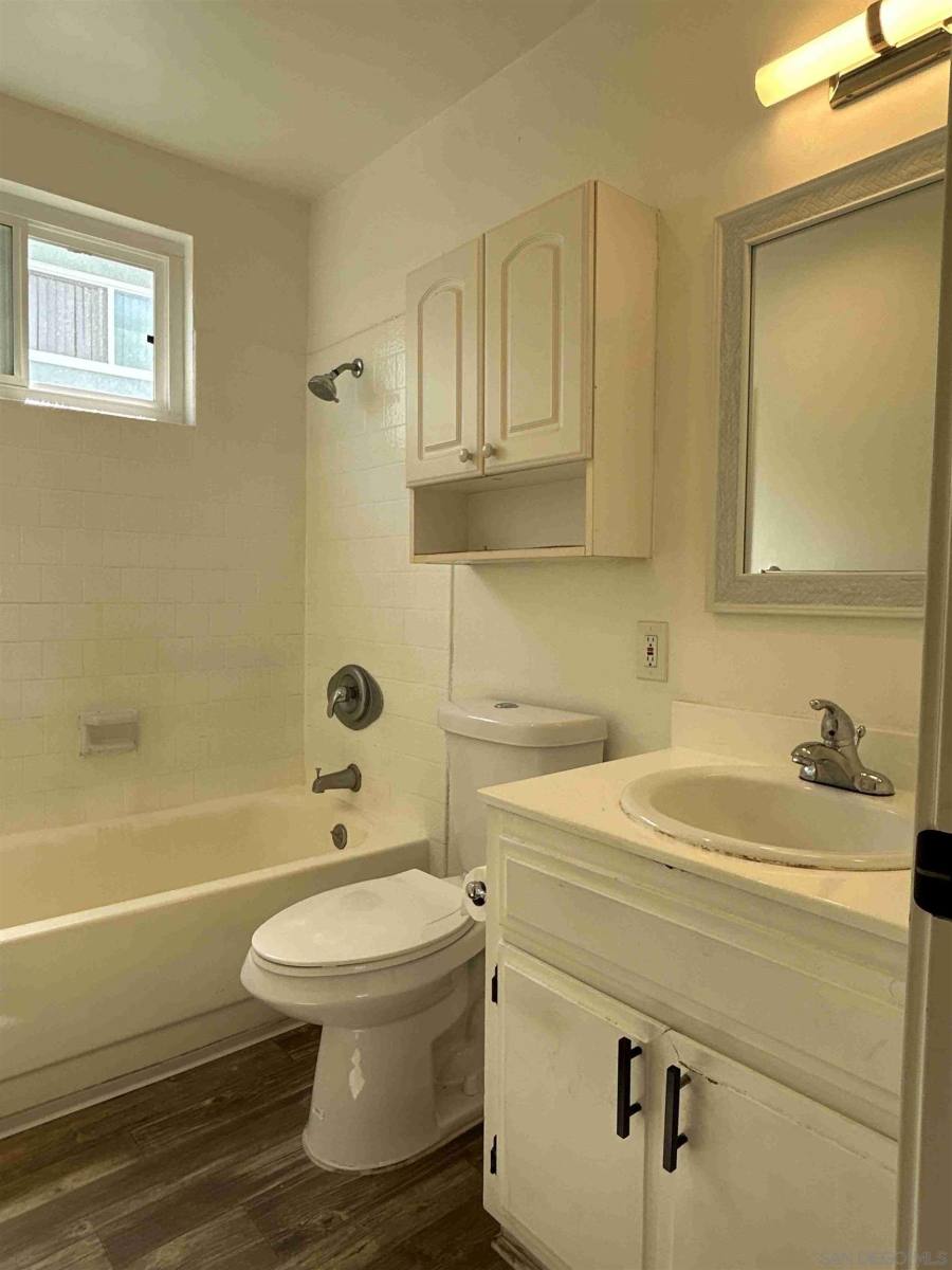 Apartment for rent at 2006 Diamond St, San Diego, CA 92109