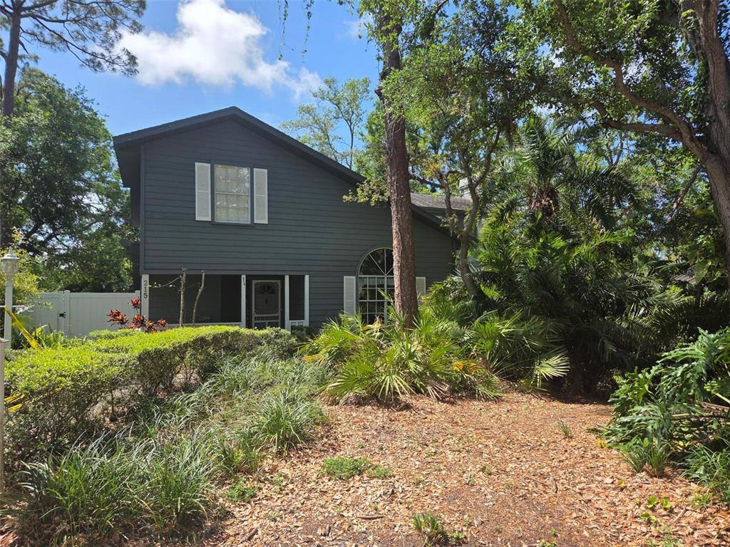 Apartment for rent at 215 48th St NW #215, Bradenton, FL 34209