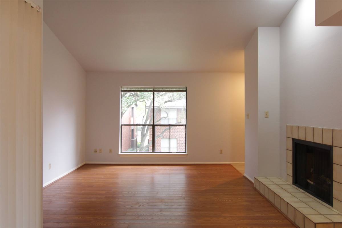 Apartment for rent at 3100 Walnut Bend Lane #118, Houston, TX 77042