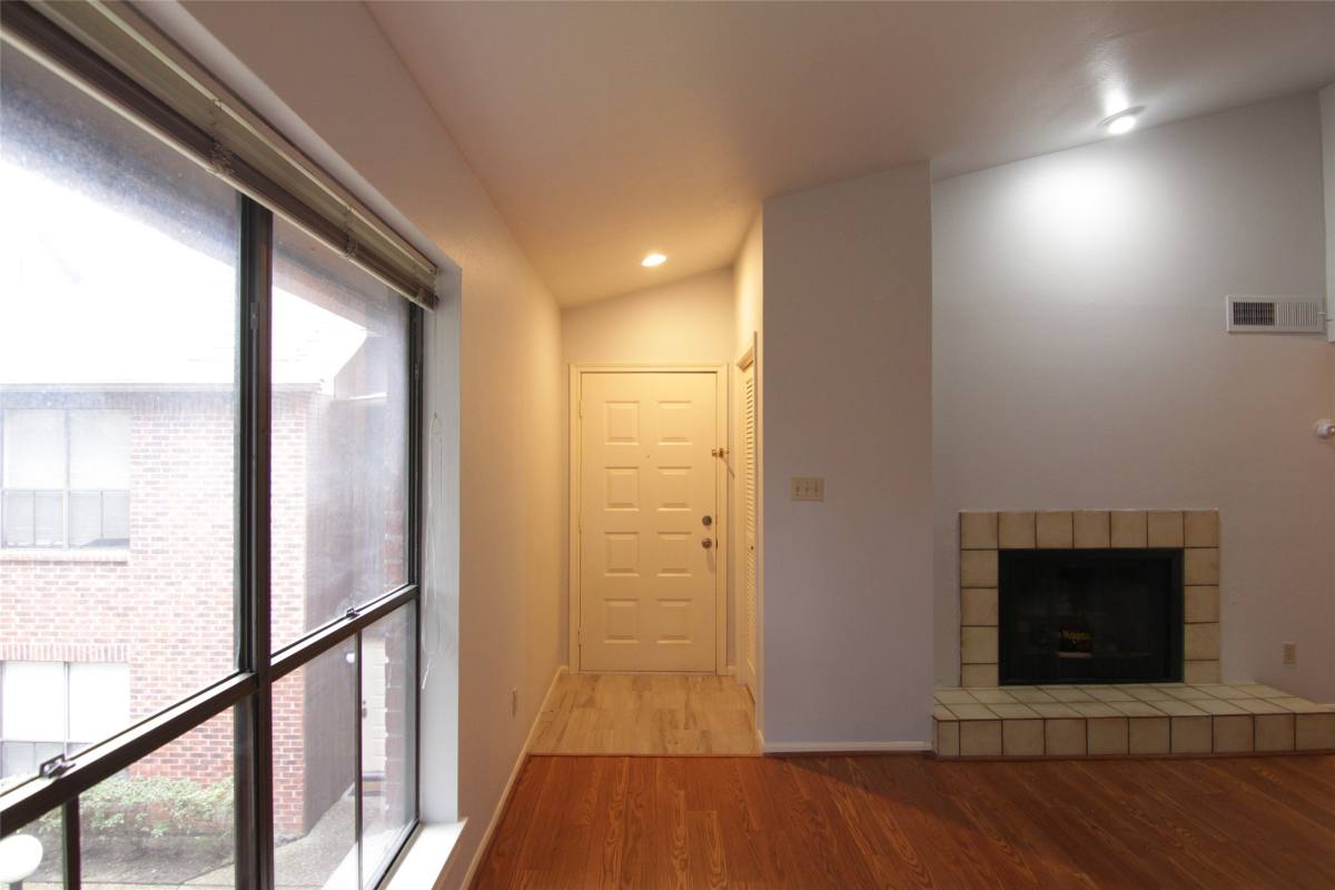 Apartment for rent at 3100 Walnut Bend Lane #118, Houston, TX 77042