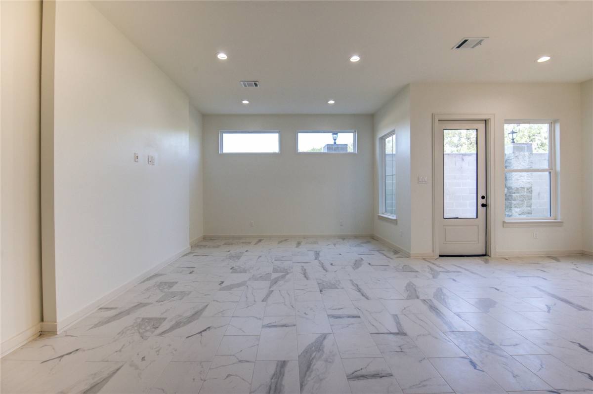 Apartment for rent at 2922 El Fenice Lane, Houston, TX 77057