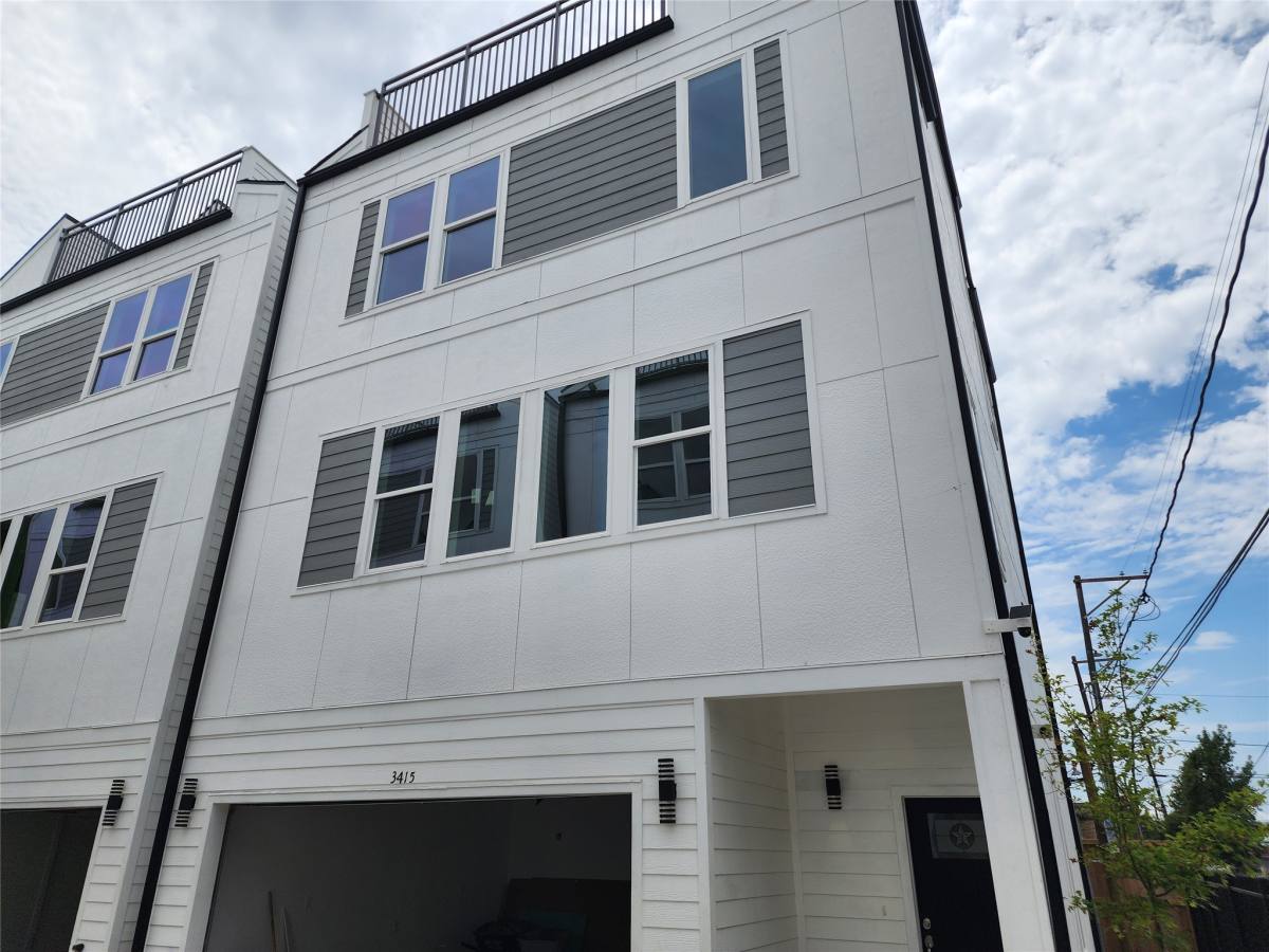 Apartment for rent at 3405 St Emanuel, Houston, TX 77004