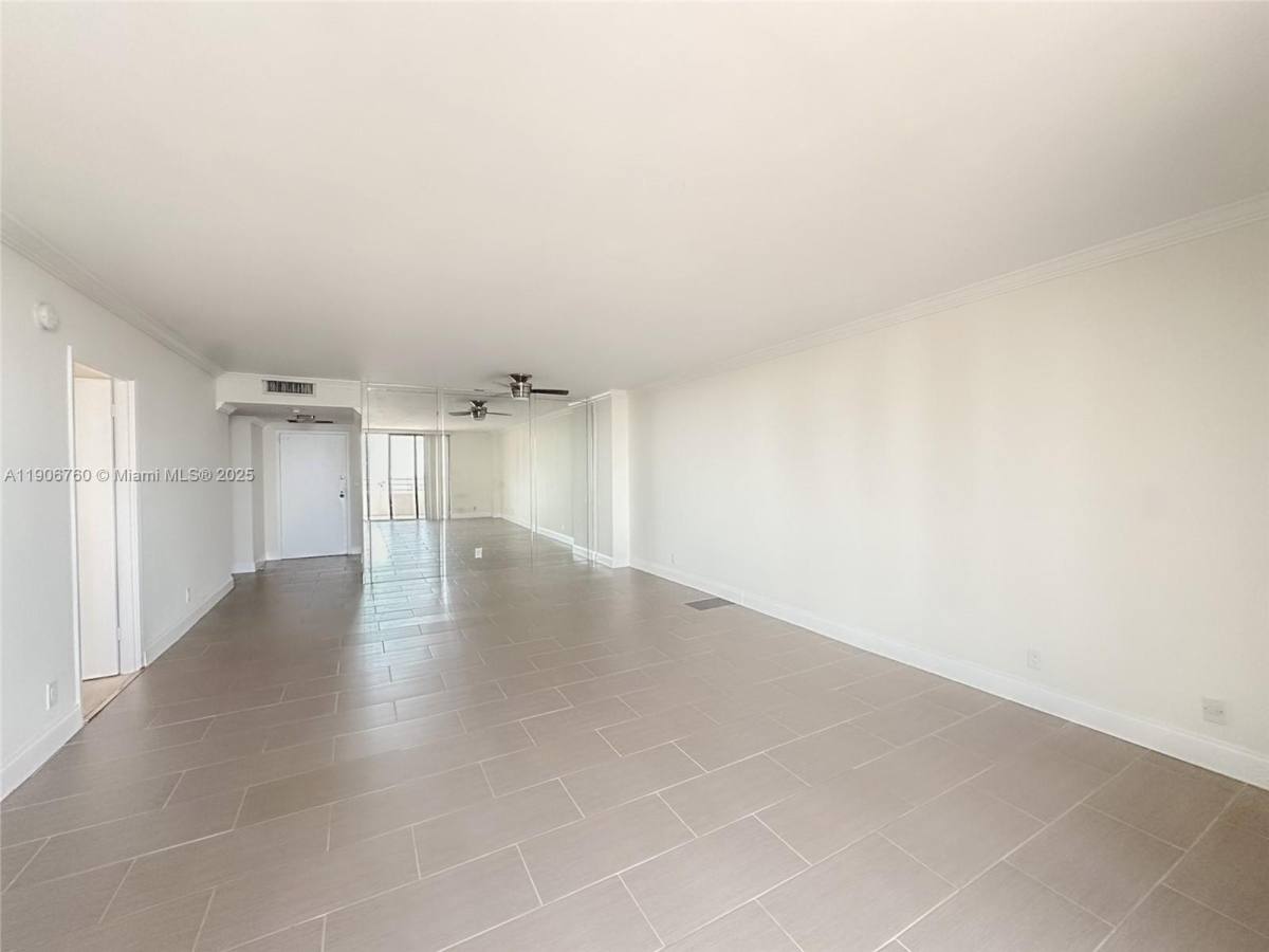 Condo for rent at 2500 Parkview Dr #2004, Hallandale, FL 33009