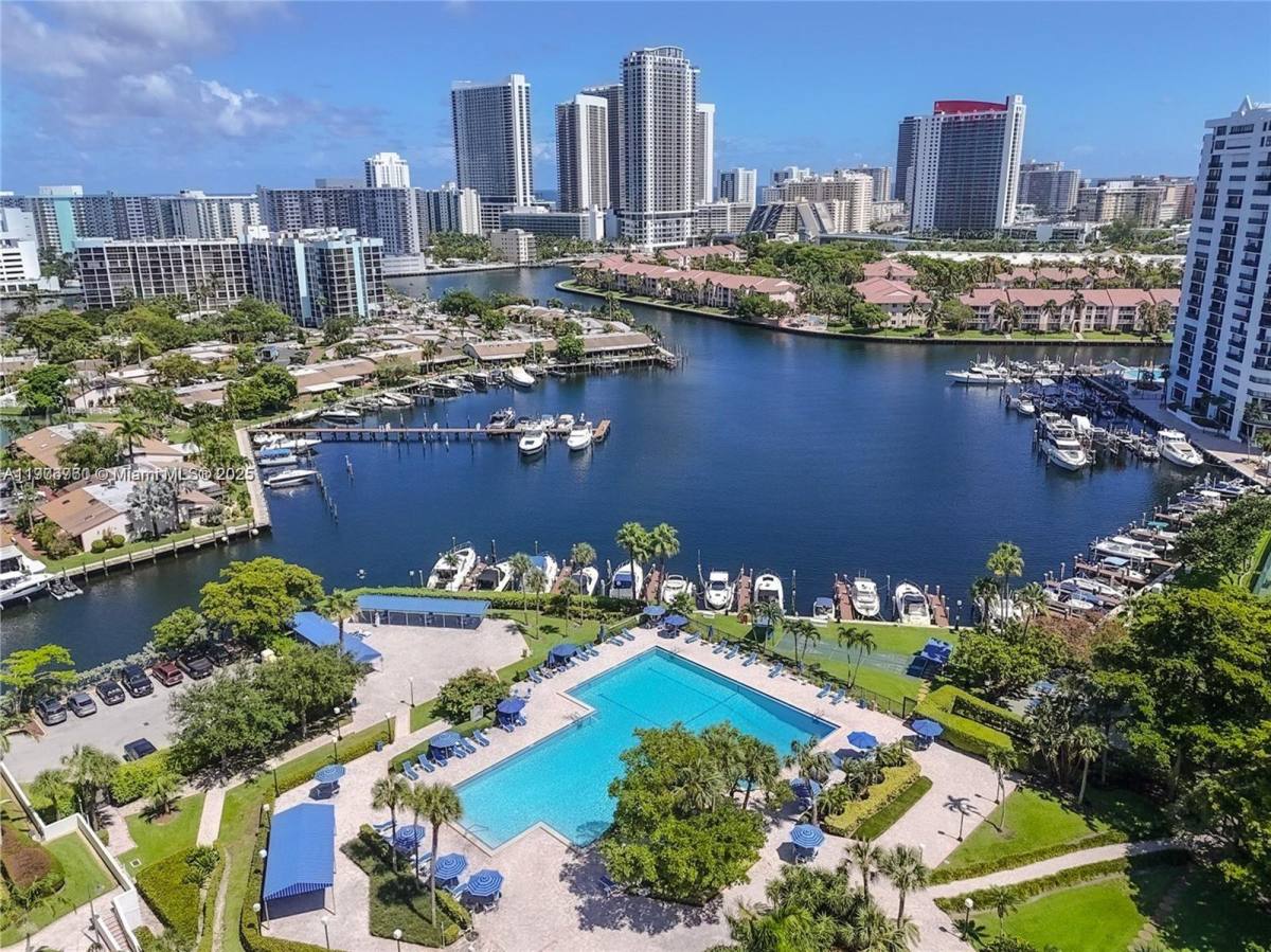 Condo for rent at 2500 Parkview Dr #2004, Hallandale, FL 33009