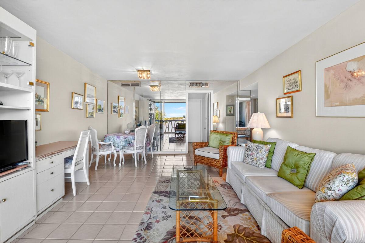 Apartment for rent at 2505 S Ocean Blvd #601, Palm Beach, FL 33480