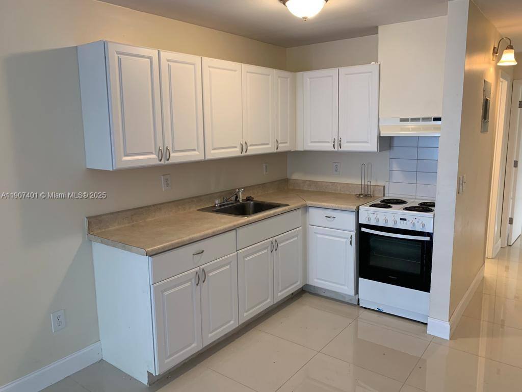 Apartment for rent at 1511 NE 117th St #2, Miami, FL 33161