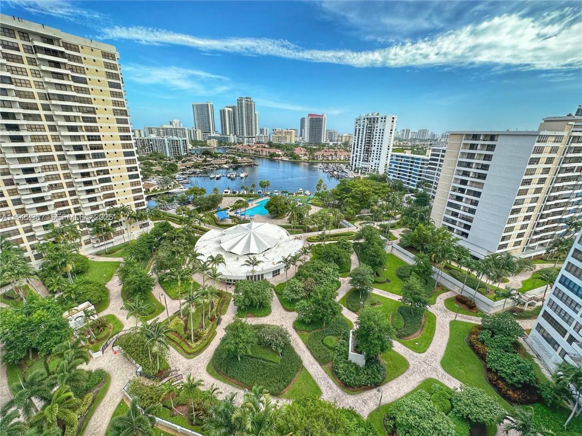 Condo for rent at 600 Three Islands Blvd #1520, Hallandale, FL 33009