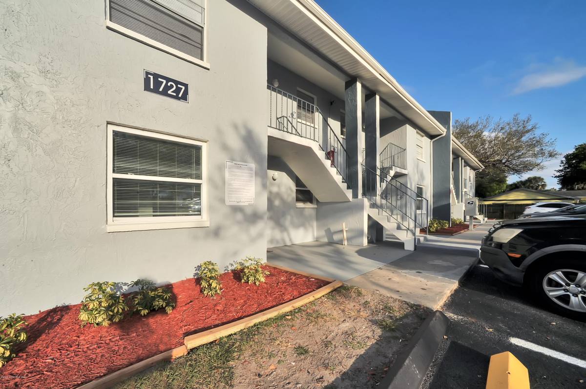 Apartment for rent at 1727 Avocado Ave #6, Melbourne, FL 32935