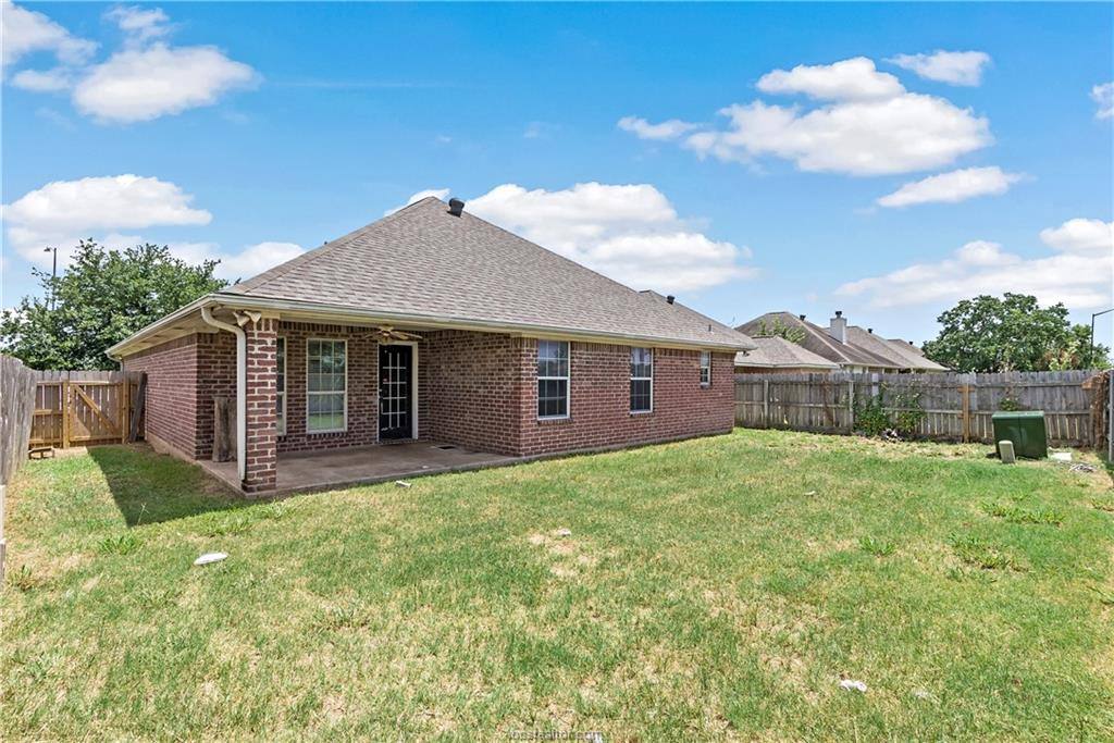 Apartment for rent at 1017 Bougainvillea St, College Station, TX 77845
