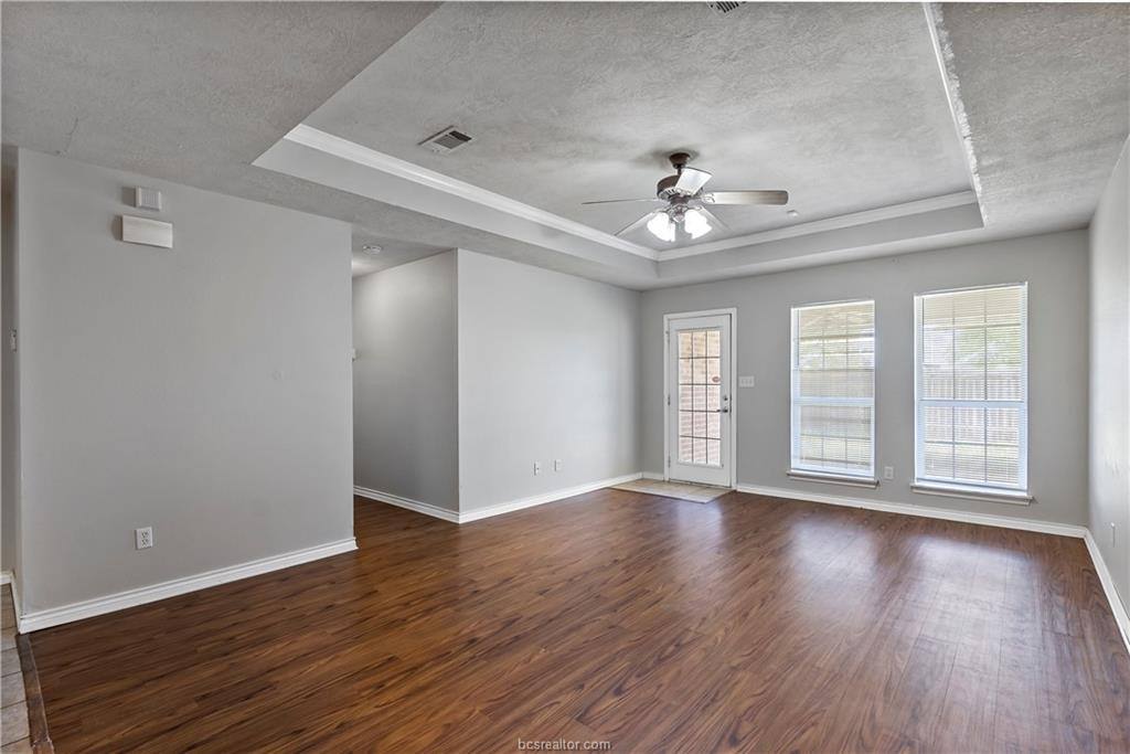Apartment for rent at 1017 Bougainvillea St, College Station, TX 77845