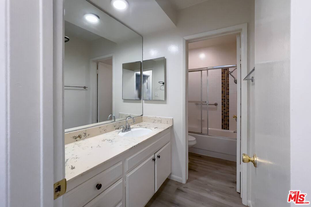Apartment for rent at 3607 Clarington Ave #2, Los Angeles, CA 90034