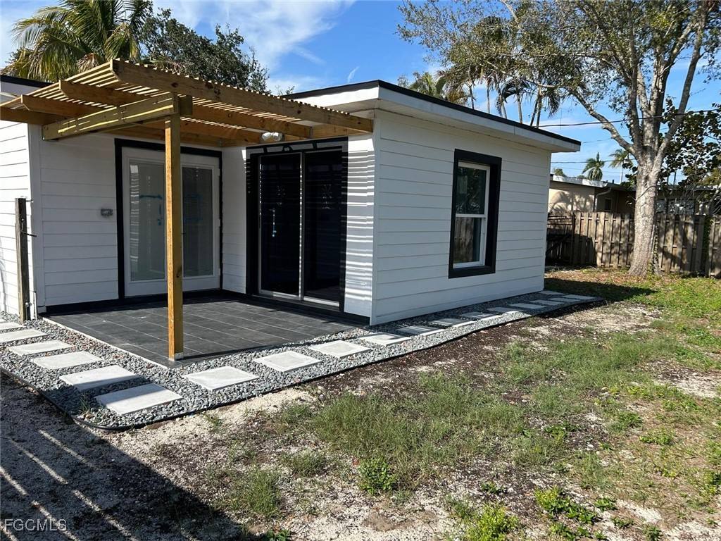 Apartment for rent at 3835 Arlington St, Fort Myers, FL 33901