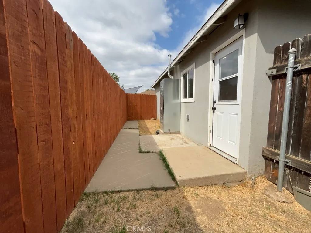 Apartment for rent at 3928 Everest Ave, Riverside, CA 92503