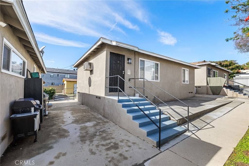 Apartment for rent at 5339 Oakland St #53391 4, Los Angeles, CA 90032