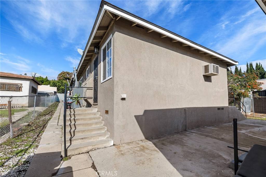 Apartment for rent at 5339 Oakland St #53391 4, Los Angeles, CA 90032