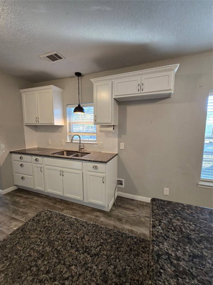 Apartment for rent at 511 S Roosevelt Ave #511, Cleveland, TX 77327