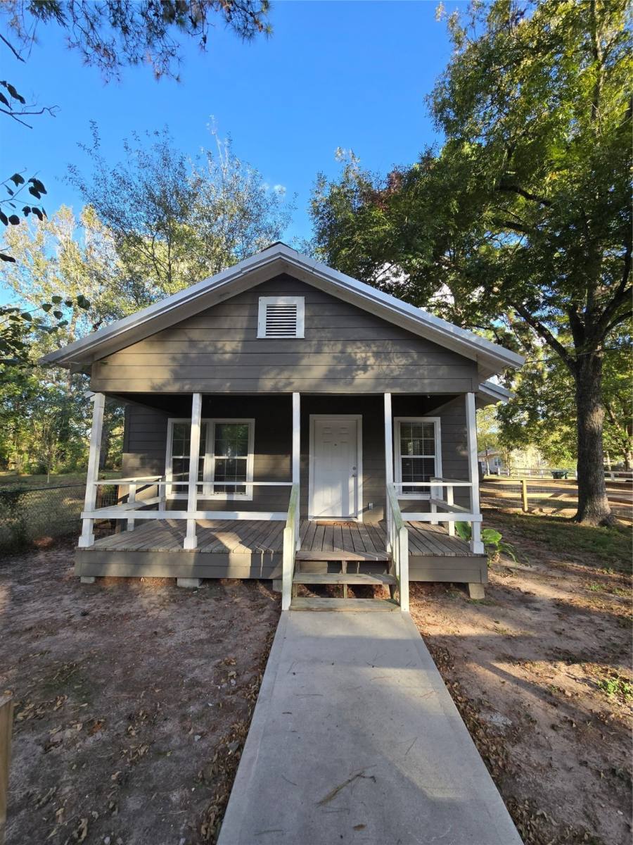 Apartment for rent at 511 S Roosevelt Ave #511, Cleveland, TX 77327