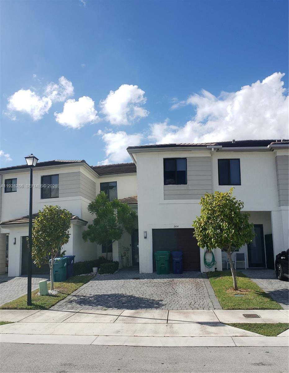 Townhouse for rent at 2414 SW 145th Place, Miami, FL 33175
