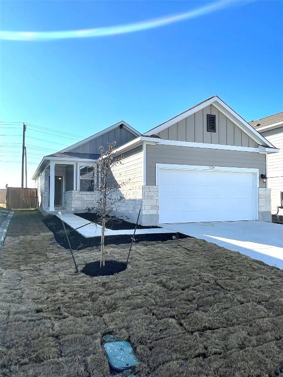 Apartment for rent at 121 Old Stagecoach Rd #121, Jarrell, TX 76537