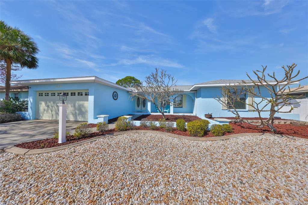 Apartment for rent at 909 Birdie Way #909, Apollo Beach, FL 33572