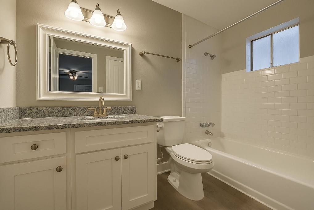 Apartment for rent at 101 Avondale St #12, Houston, TX 77006