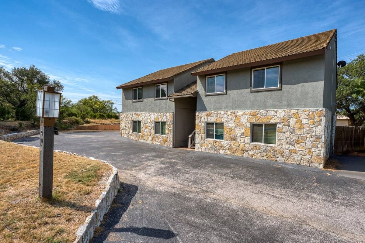 Apartment for rent at 906 Hi Circle N #906, Horseshoe Bay, TX 78657