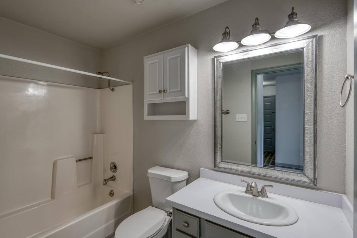 Apartment for rent at 906 Hi Circle N #906, Horseshoe Bay, TX 78657
