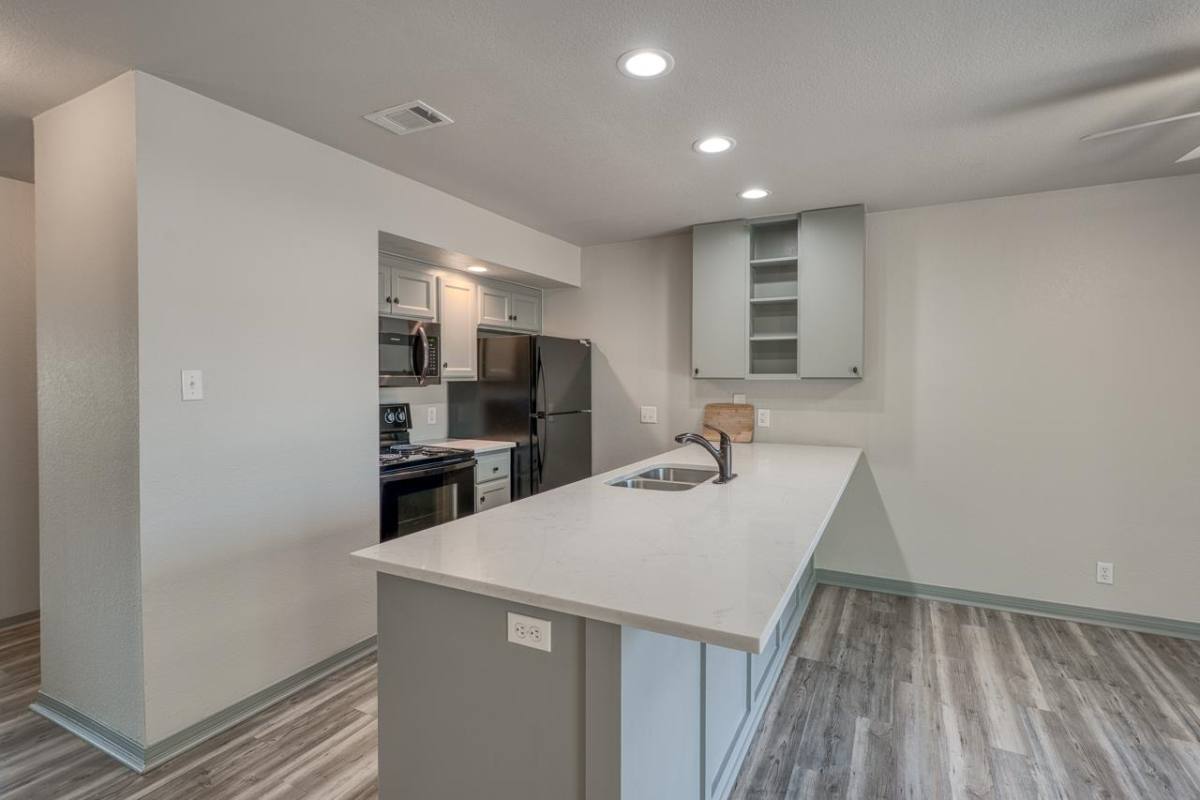 Apartment for rent at 906 Hi Circle N #906, Horseshoe Bay, TX 78657