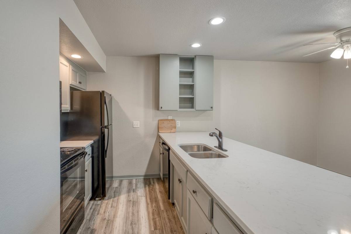 Apartment for rent at 906 Hi Circle N #906, Horseshoe Bay, TX 78657