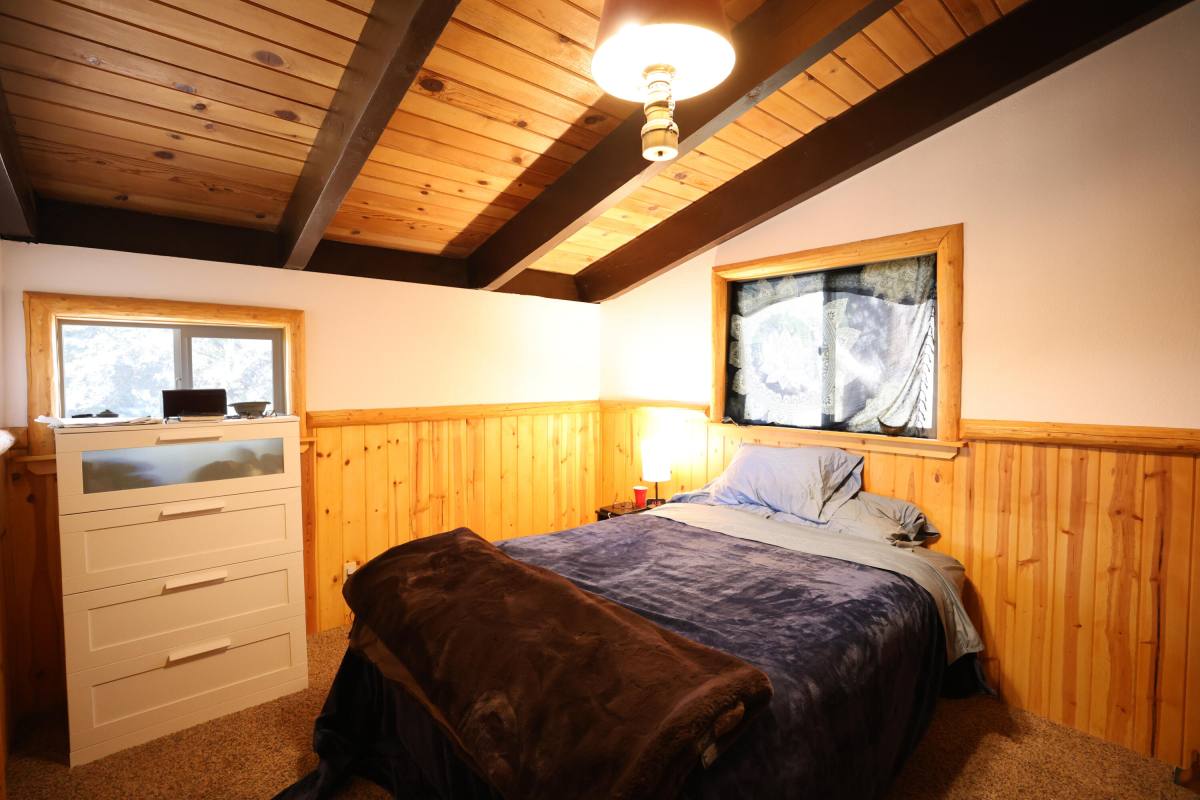 Apartment for rent at 43615 Wolf Rd, Big Bear Lake, CA 92315