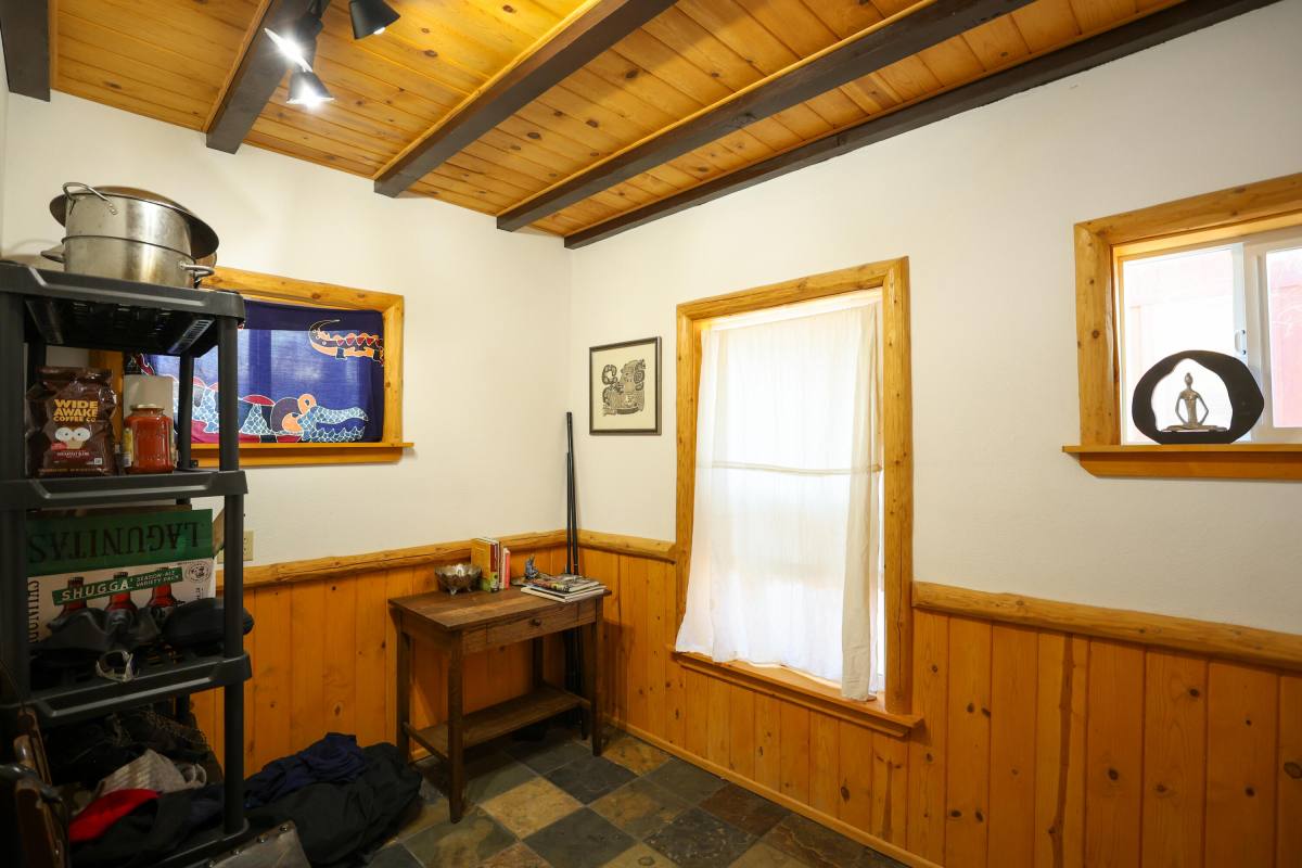 Apartment for rent at 43615 Wolf Rd, Big Bear Lake, CA 92315