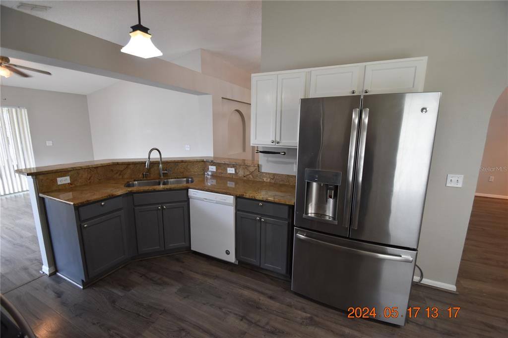 12923 Parkington Dr, Gibsonton, FL 33534 - Apartment For Rent - Image 1