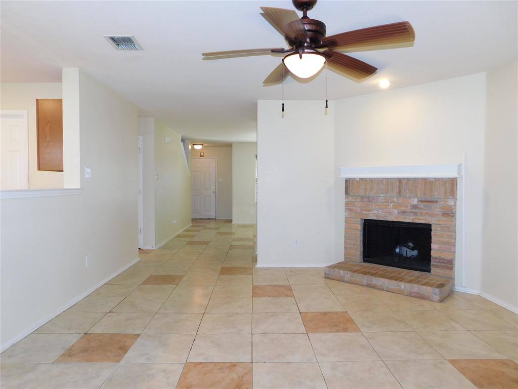 Apartment for rent at 2801 Saddle Dr, Denton, TX 76210
