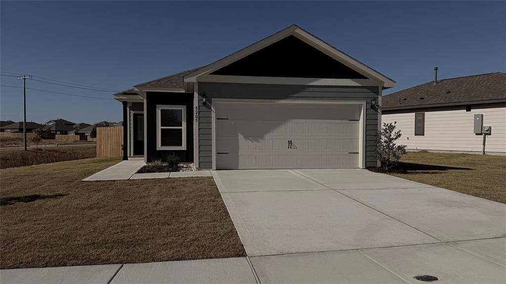 Apartment for rent at 8205 White Wolf Trail, Ponder, TX 76259