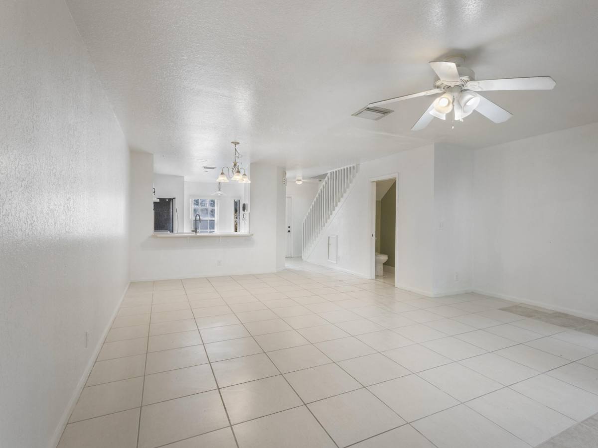 Townhouse for rent at 970 Summit Lake Dr #970, West Palm Beach, FL 33406