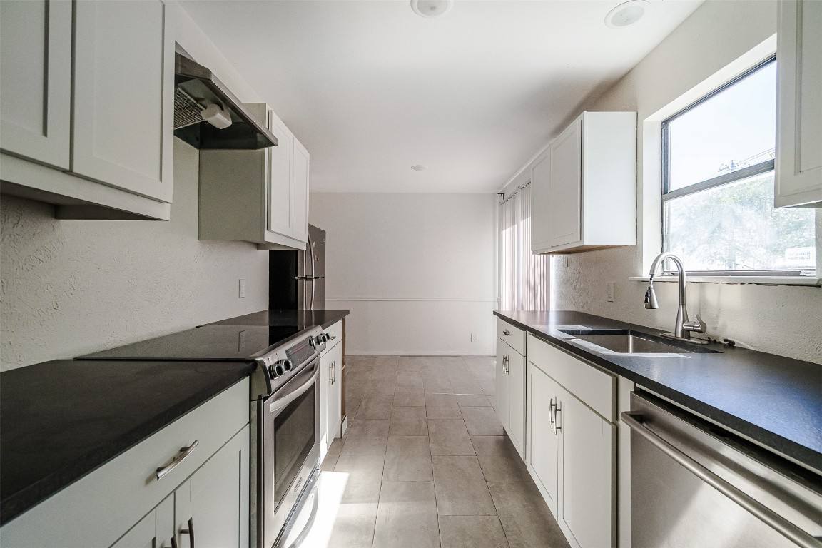 Apartment for rent at 2106 Lamplight Village Circle #2106A, Austin, TX 78727