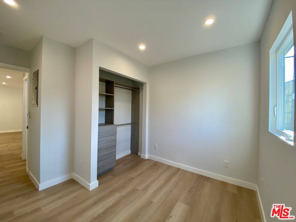 Apartment for rent at 3207 W 3rd St #10, Los Angeles, CA 90020