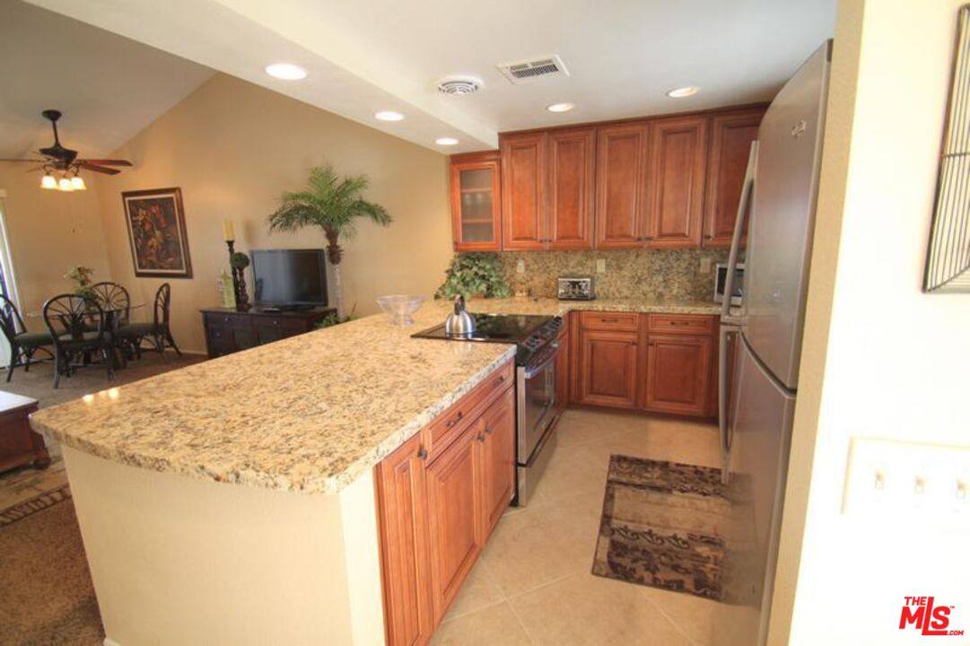 Condo for rent at 40420 Bay Hill Way, Palm Desert, CA 92211