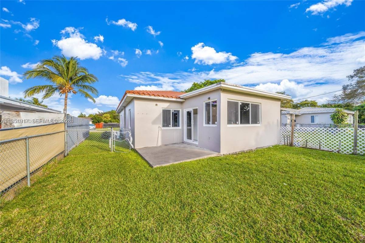 Apartment for rent at 11020 NE 10th Ave #11022, Miami, FL 33161