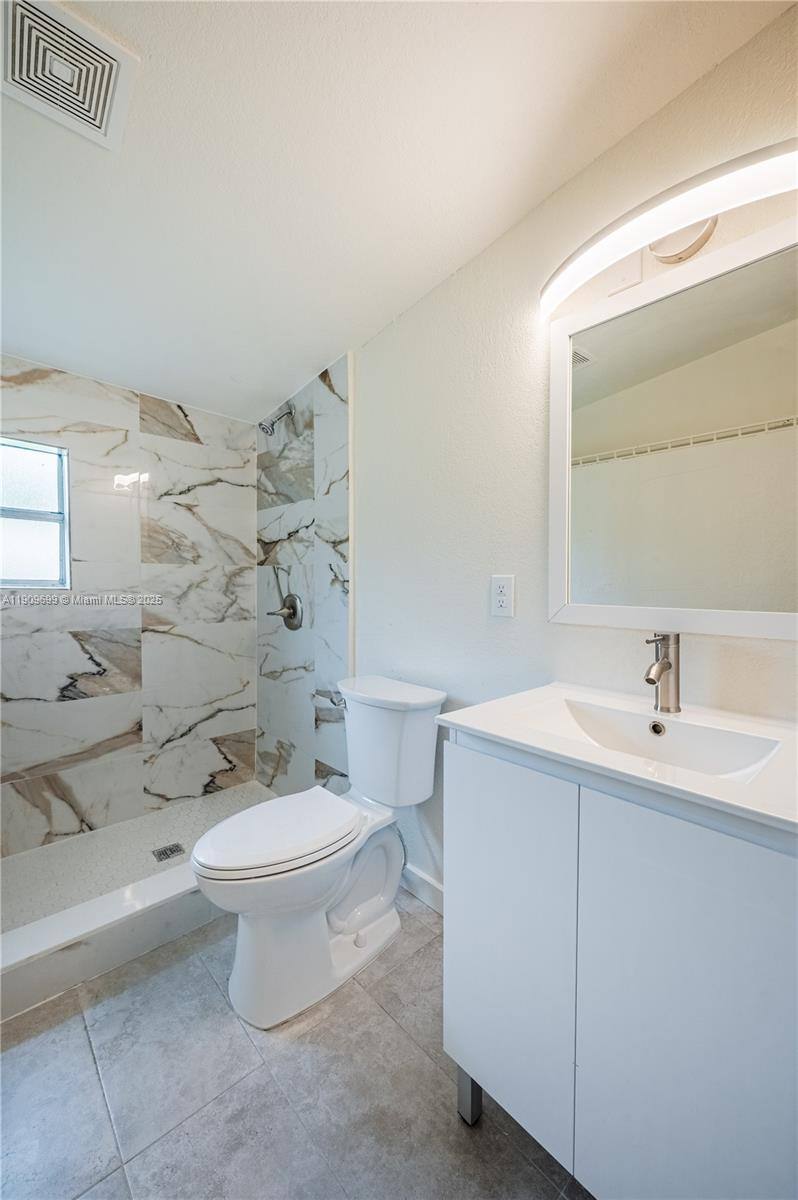 Apartment for rent at 4504 Oakley St #4504A, Punta Gorda, FL 33980