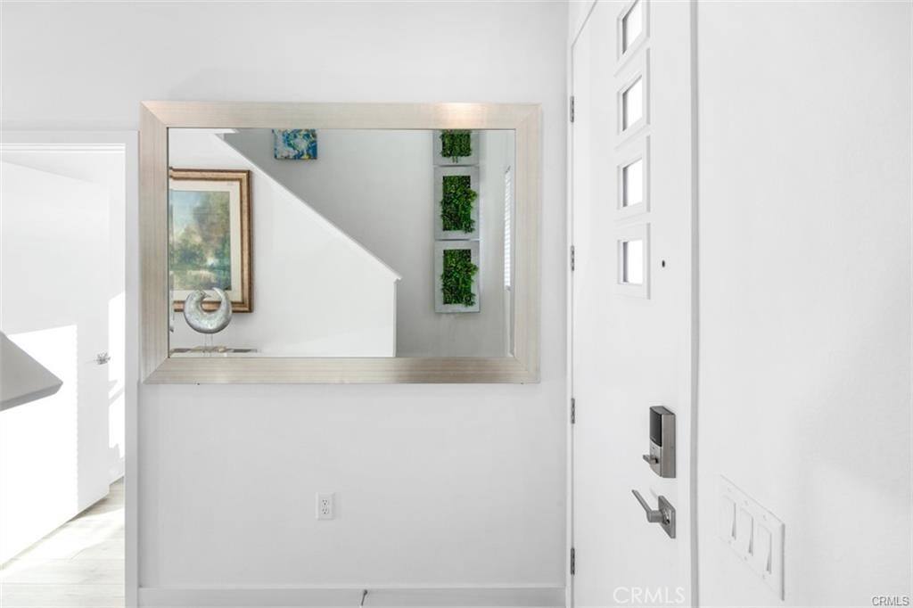 Apartment for rent at 1722 W Bushell St, Anaheim, CA 92805