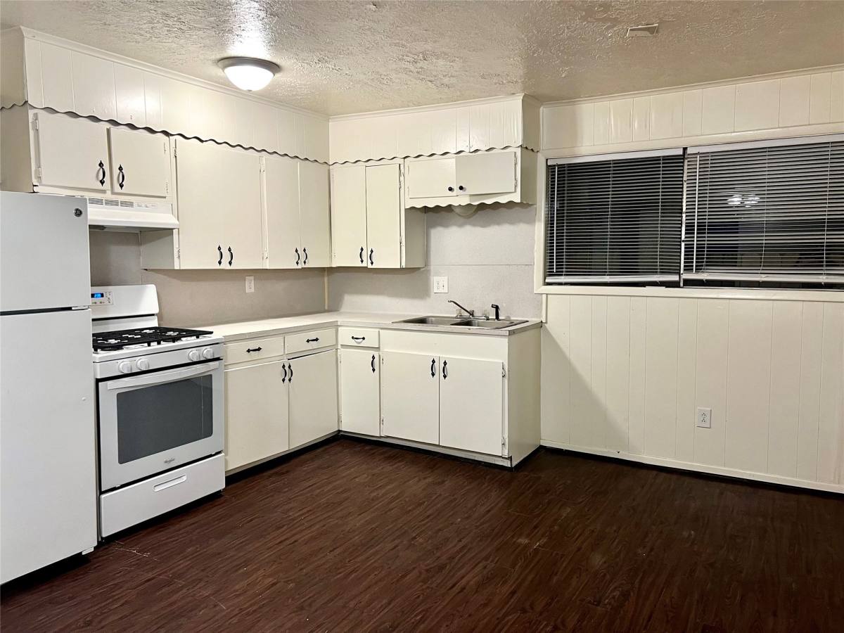 Apartment for rent at 1014 E 23rd St #2, Bryan, TX 77803