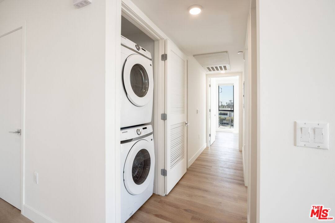 Apartment for rent at 1126 Cornwell St #1126PH 10, Los Angeles, CA 90033