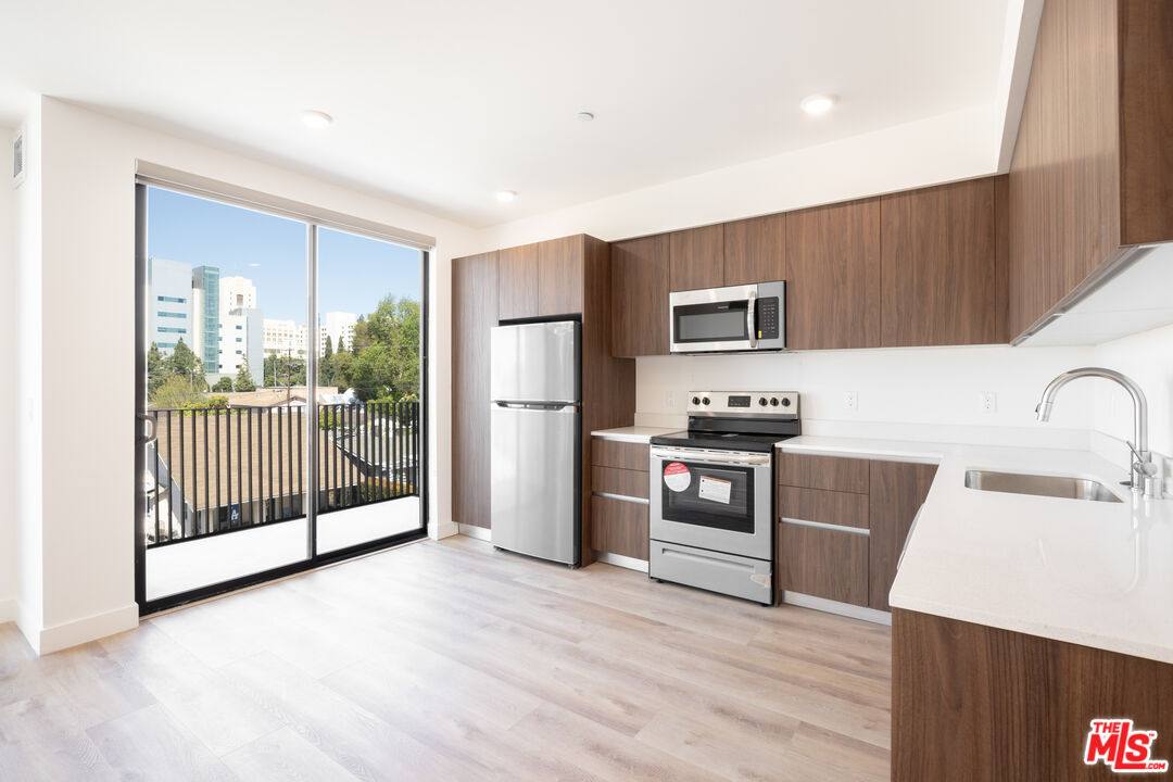 Apartment for rent at 1126 Cornwell St #1126PH 10, Los Angeles, CA 90033