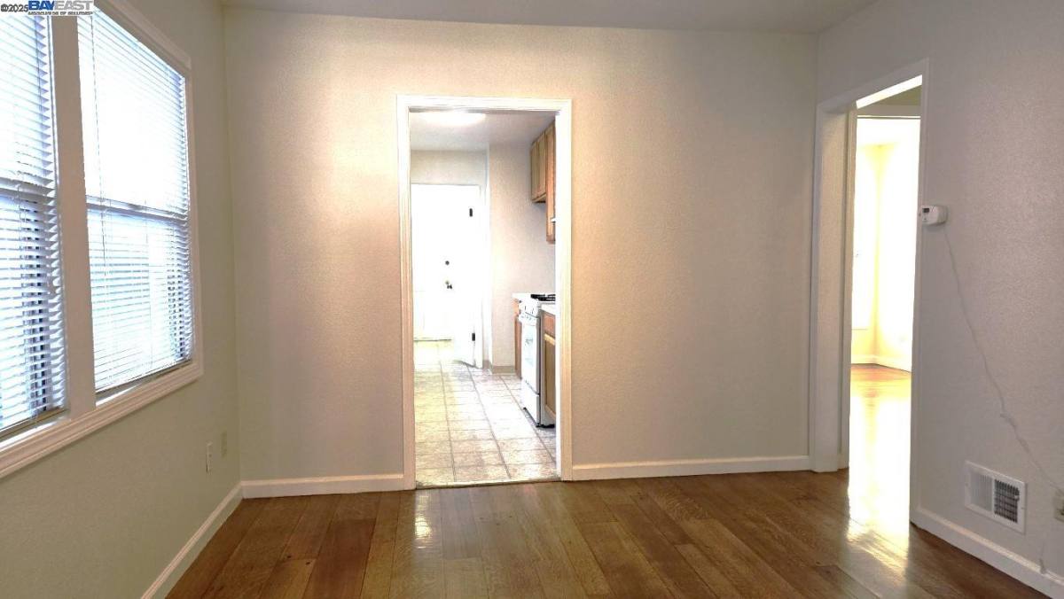 Apartment for rent at 702 Solano Ave #702, Albany, CA 94706