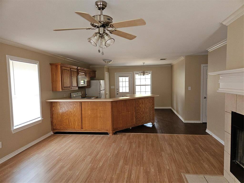 Apartment for rent at 1605 Stuart Rd, Denton, TX 76209