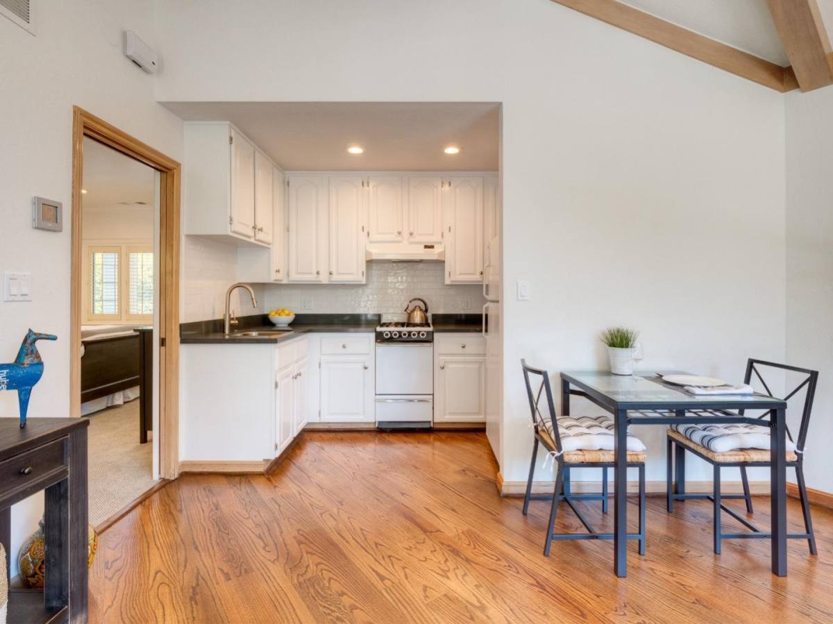 Apartment for rent at 8 Robert S Dr #8, Menlo Park, CA 94025