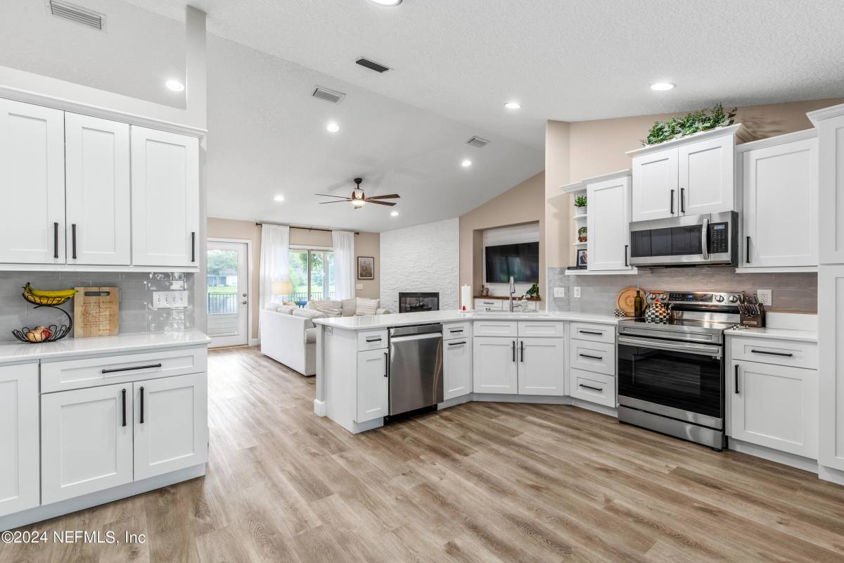 Apartment for rent at 1587 Shelter Cove Dr, Fleming Island, FL 32003
