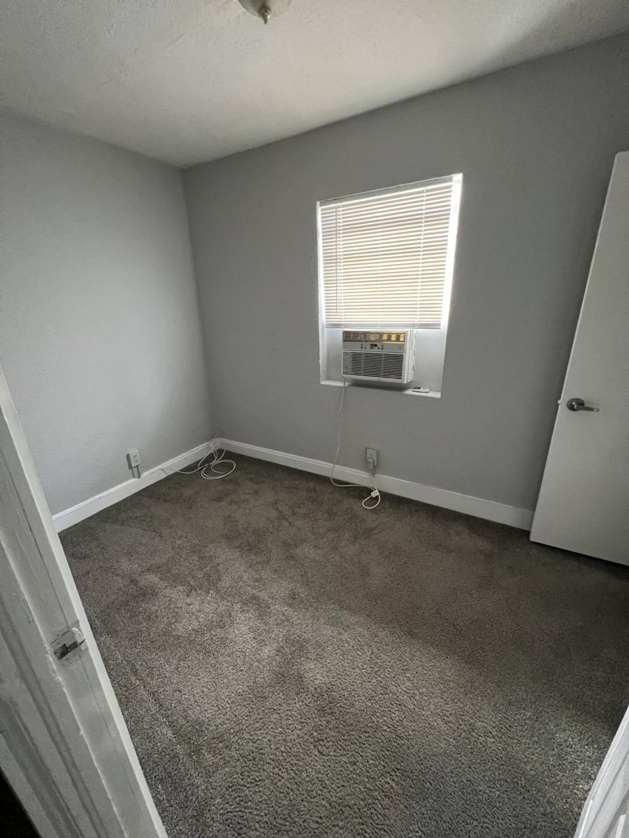 Apartment for rent at 2722 Poinsettia Ave, West Palm Beach, FL 33407