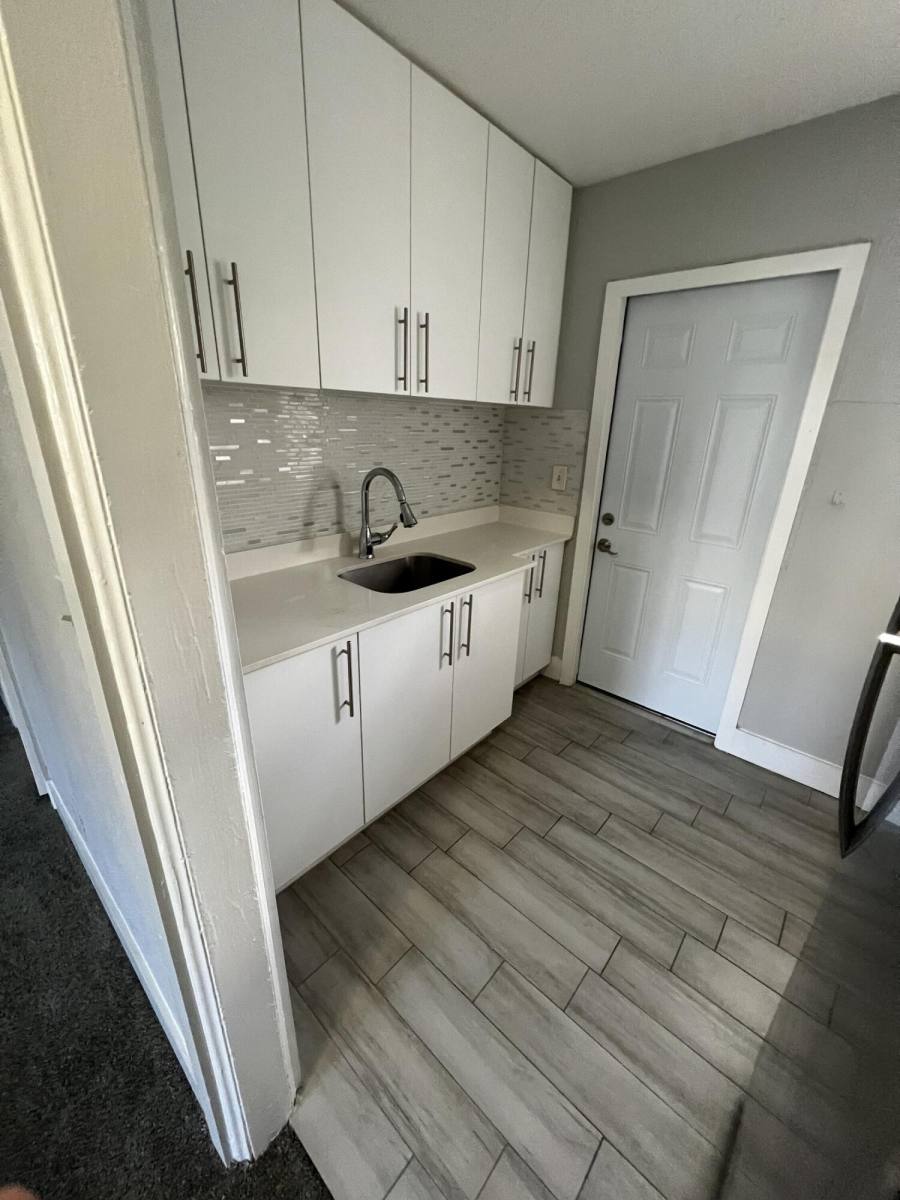 Apartment for rent at 2722 Poinsettia Ave, West Palm Beach, FL 33407